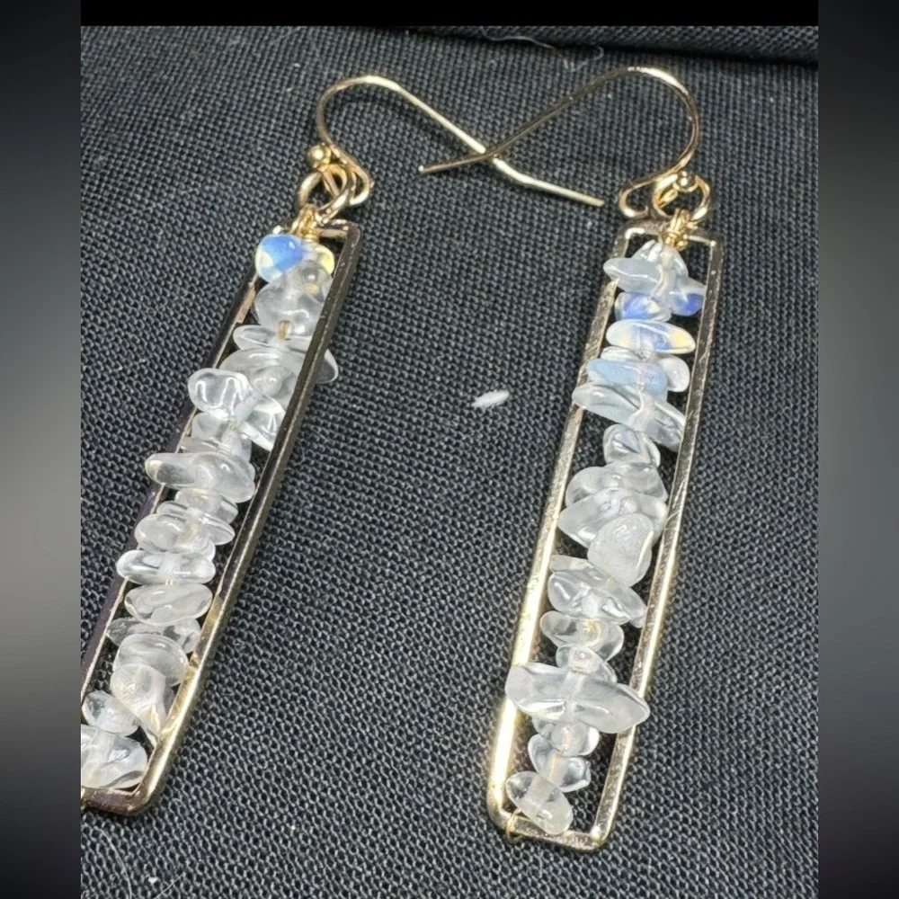 Sparkling quartz/Goldtone bar earrings.Modern design meets natural beauty . .
